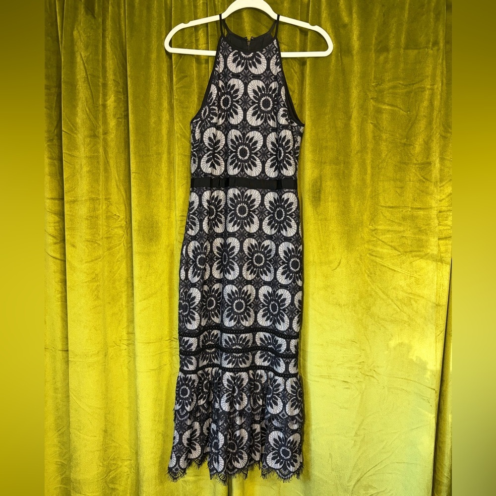 Banana Republic Black & Blue Lace Halter Style fitted Midi dress. Size 4. $158 - Picture 2 of 8